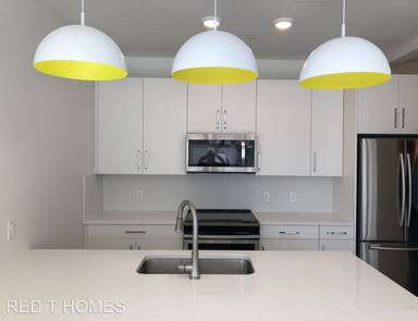 Main picture of 2835 W 24th Ave