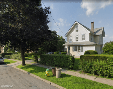 Main picture of 3 Van Wart Ave