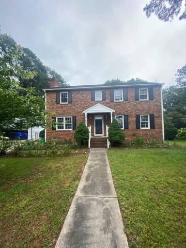 Main picture of 1909 Adelphi Rd