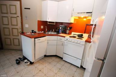 Main picture of 344 Market St