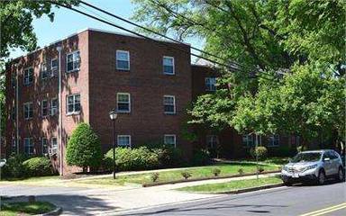 Main picture of 5224 8th Rd S