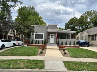 Main picture of 301 E 66th St
