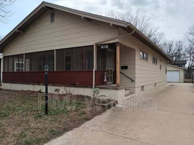 Main picture of 1023 N Coolidge Ave