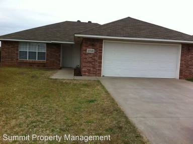Main picture of 2215 N Burdick St