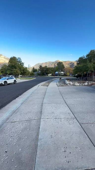 Main picture of 1374 Maple Dr