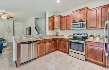 Main picture of 3926 Cat Mint St