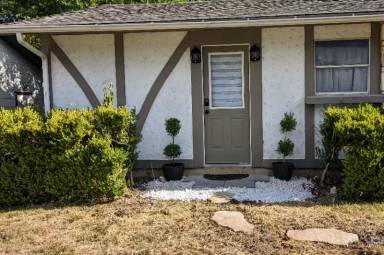 Main picture of 4902 Casa Espana St