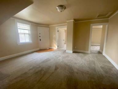 Main picture of 1330 Crooks St