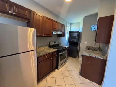 Main picture of 4638 S Saint Lawrence Ave