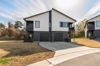 Main picture of 2200 Millbank Village Ct