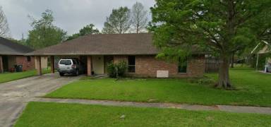 Main picture of 9852 Hawthorne Dr