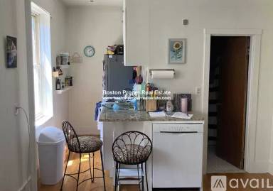 Main picture of 108 Myrtle St