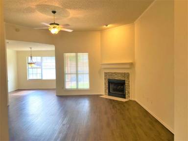 Main picture of 1017 Kirby Ave