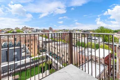 Main picture of 637 Marcy Ave