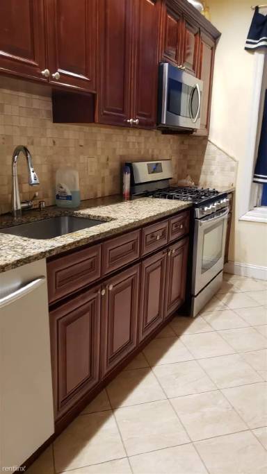 Main picture of 2120 Bay Ridge Pkwy
