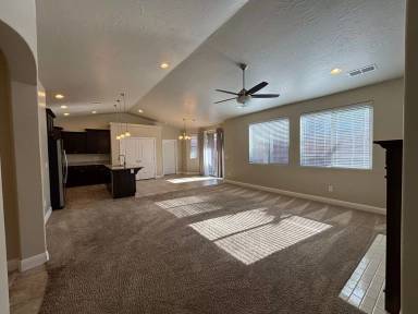 Main picture of 378 E Nagano Dr