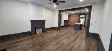 Main picture of 35 W High St