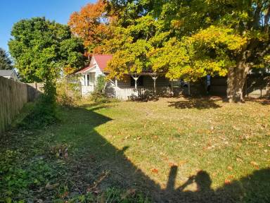 Main picture of 234 S Erie St