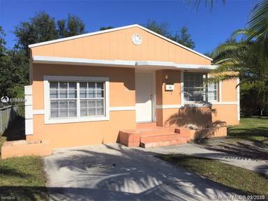Main picture of 1031 NW 43rd St