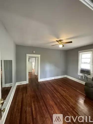 Main picture of 2702 Halcyon Ave