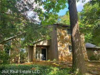 Main picture of 125 Inland Dr