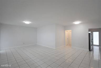 Main picture of 8340 Byron Ave