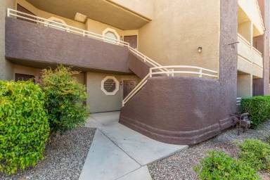 Main picture of 5072 S Rainbow Blvd
