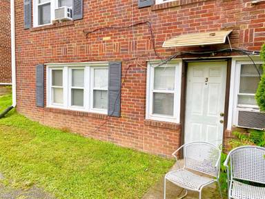 Main picture of 811 Houston Ave