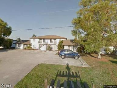 Main picture of 625-31 SE 13th Ave