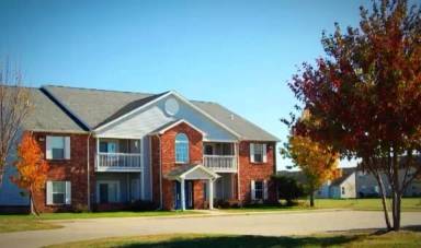 Main picture of 80 Bridgewater Ct