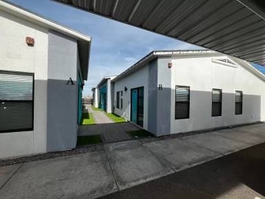 Main picture of 2111 Industrial Blvd