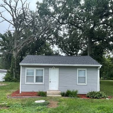 Main picture of 500 127th Ave