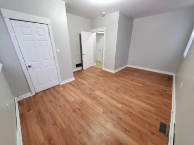 Main picture of 4849 Hickory Ave