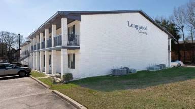 Main picture of 3300 W 7th St