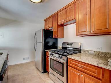 Main picture of 3155 Gray St