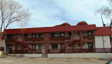 Main picture of 28 El Paso Blvd