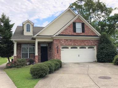 Main picture of 247 Dobson Branch Ct