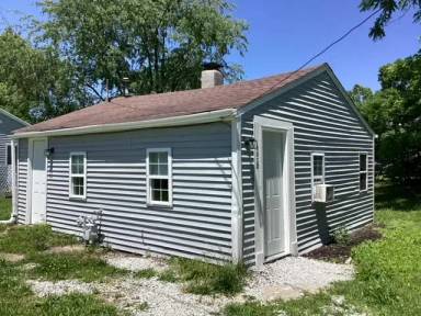 Main picture of 3023 S Taft Ave