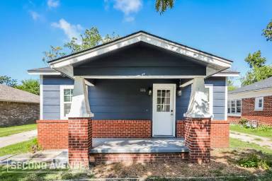 Main picture of 526 N Dorothy Ave