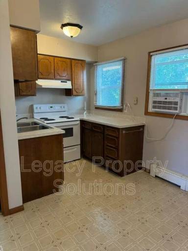 Main picture of 1103 N 3rd St