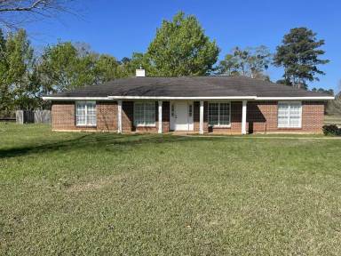 Main picture of 35405 Pine Rd S