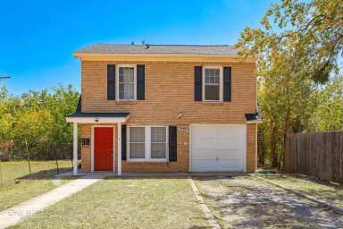 Main picture of 1725 Avenue D