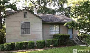 Main picture of 137 Sharon Cir
