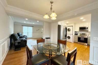 Main picture of Meyers Landing Ct