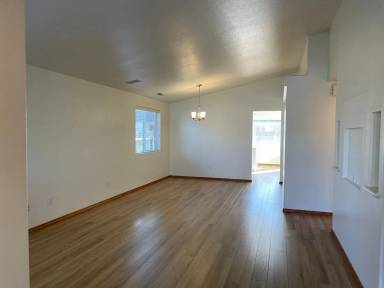 Main picture of 441 Vick Ln