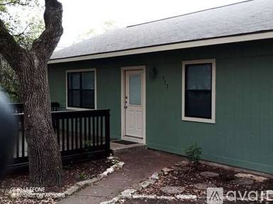 Main picture of 737 Circleview Dr