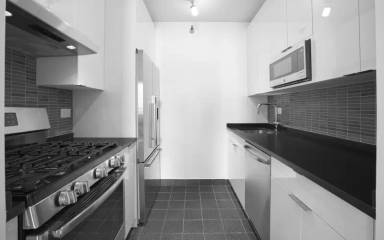 Main picture of 21 West End Ave Apartments