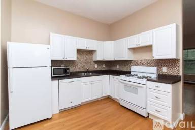 Main picture of 40 Cedar Grove St