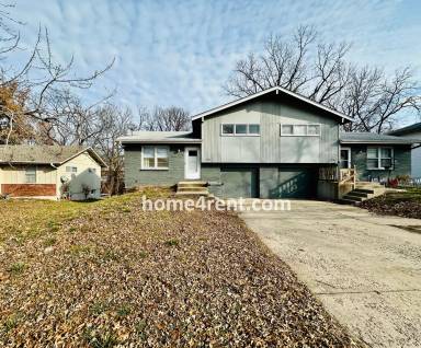 Main picture of 7781 England Dr