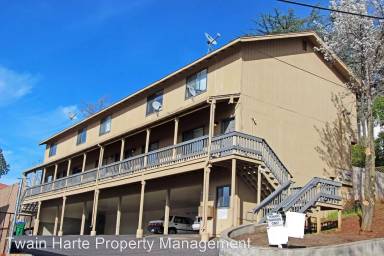 Main picture of 250 Barretta St